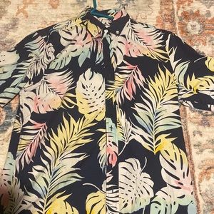 colorful leaf button up